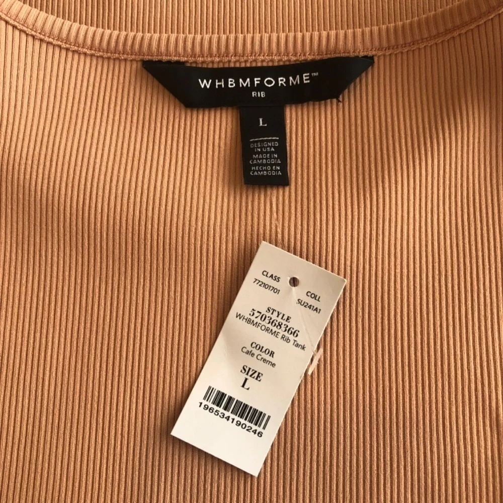 WHBM Forme Ribbed Stretch Tank - Picture 10 of 12